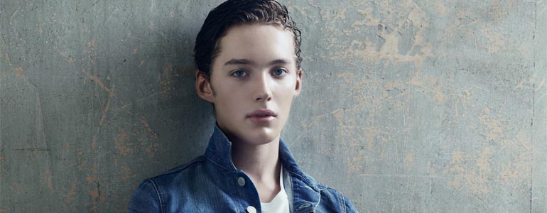 Toby Regbo
